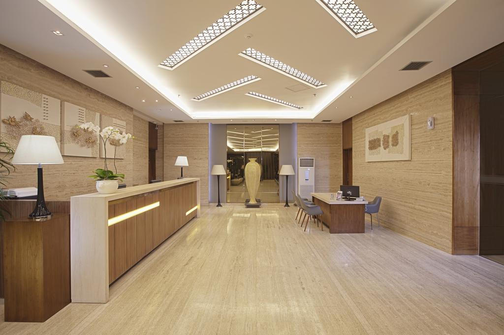 éL Hotel Royale Giacarta Esterno foto