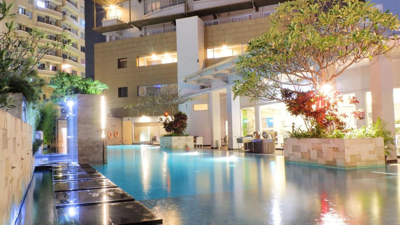 éL Hotel Royale Giacarta Esterno foto